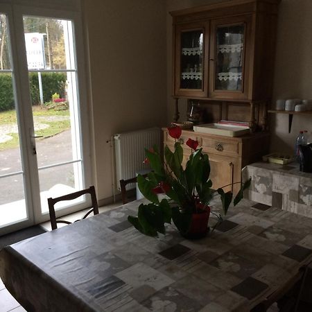 La Demi-Lune Bed and Breakfast Bailleval Eksteriør billede
