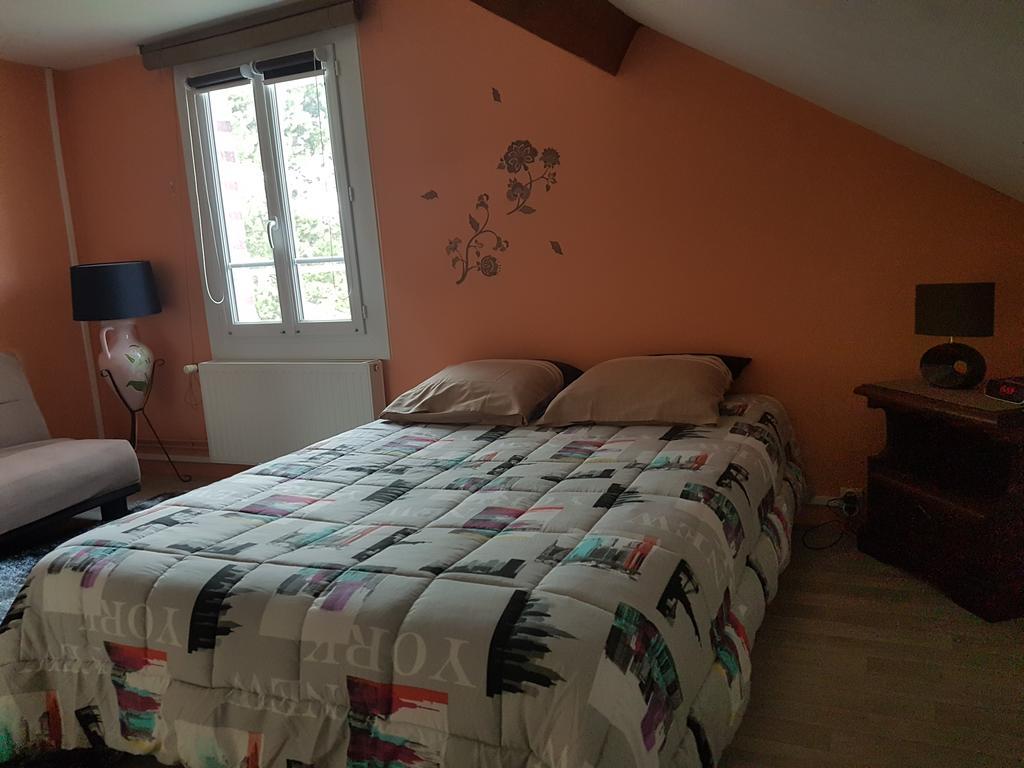 La Demi-Lune Bed and Breakfast Bailleval Eksteriør billede